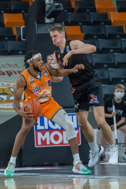 能在退役多 能在退役多