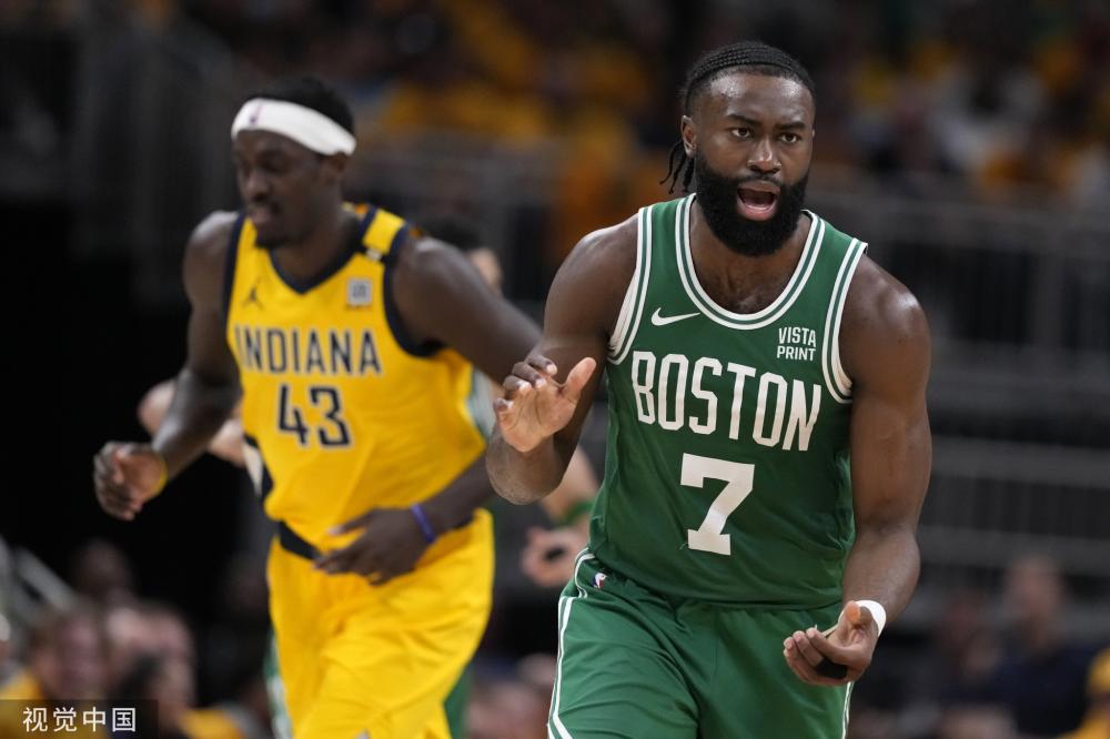 年轻球员在 年轻球员在