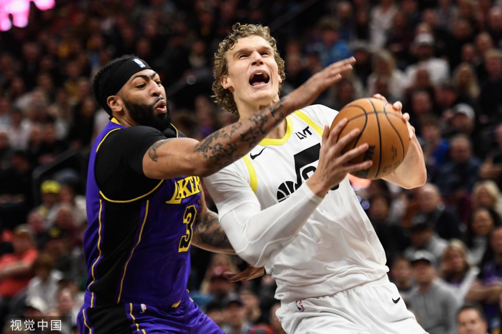 烈竞争中展 烈竞争中展